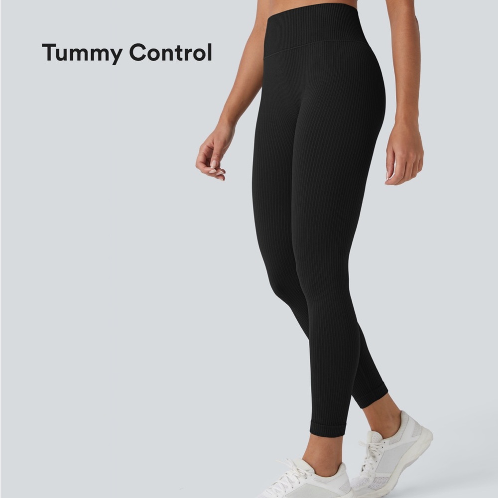 HALARA Soft Seamless Flow Ribbed High Waisted Tummy Control Yoga 7/8 Leggings - Picture 1 of 8